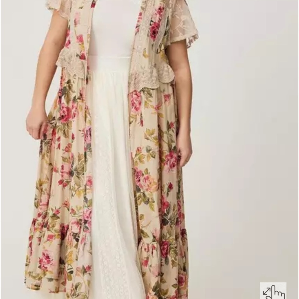 Floral Lace Maxi Kimono NWOT